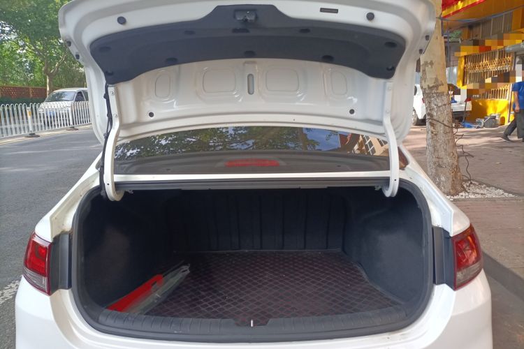 Used Hyundai Celesta 2018 1.6L Automatic GL Enjoyment Edition China VI compliant