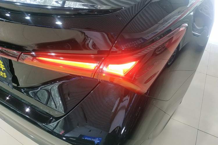 Used Toyota Avalon 2021 2.5L Luxury Edition