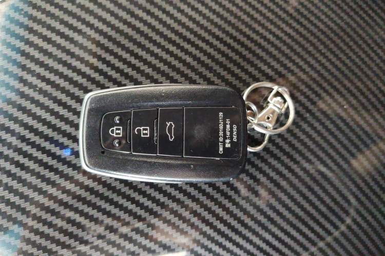 Used Toyota Camry 2018 Dual-Engine 2.5 HG Luxury Edition
