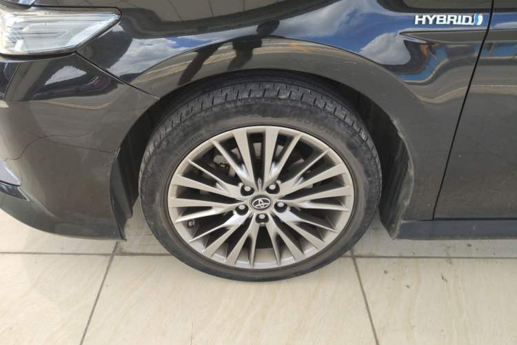 Used Toyota Camry 2018 Dual-Engine 2.5 HG Luxury Edition
