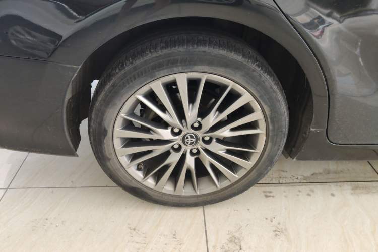 Used Toyota Camry 2018 Dual-Engine 2.5 HG Luxury Edition
