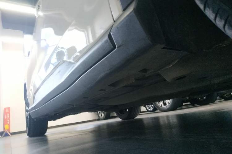 Used Chevrolet Orlando 2019 Redline 530T Automatic Enjoyment Version (5+2 Seating) China VI
