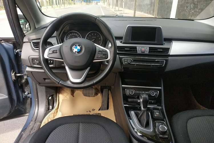 Used BMW 2 Series Gran Tourer 2015 218i Leading Model