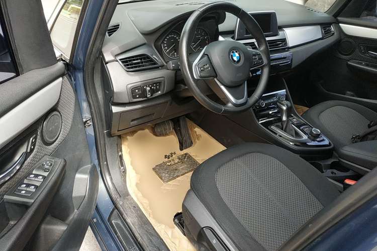 Used BMW 2 Series Gran Tourer 2015 218i Leading Model