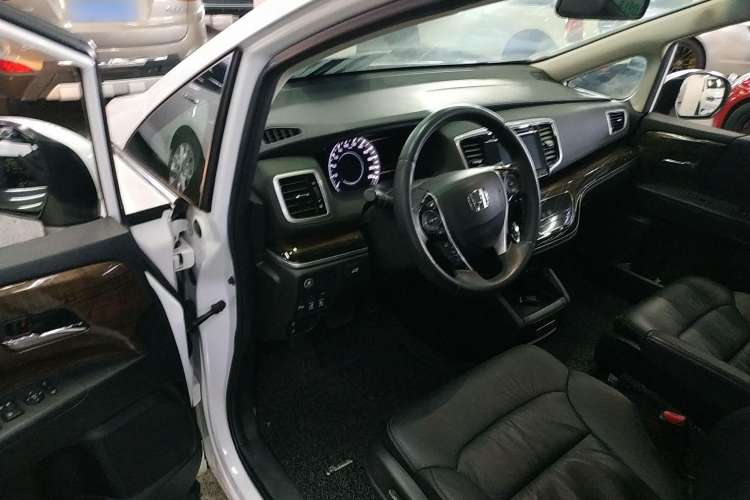 Used Honda Odyssey 2017 2.4L Smart Edition
