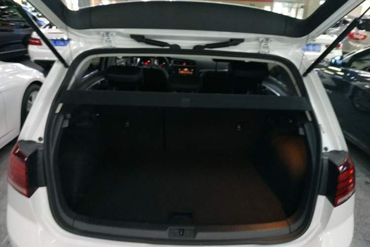 Used Volkswagen Golf 2019 280TSI DSG Comfort Version China VI Standard