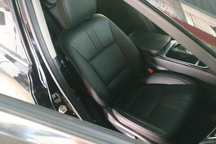 Used GAC Trumpchi GS8 2020 390T Two-Wheel Drive Luxury Smart Connectivity Commemorative Edition (7 Seats)
