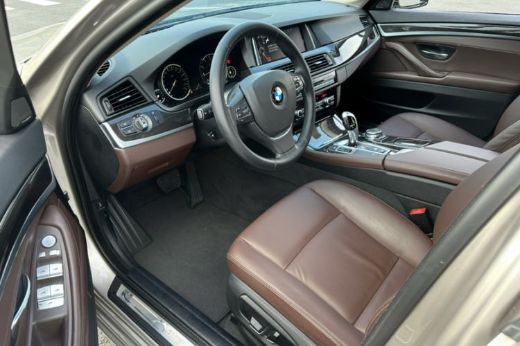 Used BMW 5 Series 2014 525Li Luxury Design Package
