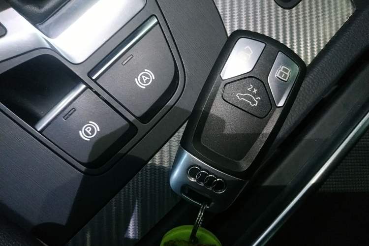 Used Audi Q5L 2018 45 TFSI Prestige Fashion Edition China VI Emission Standard
