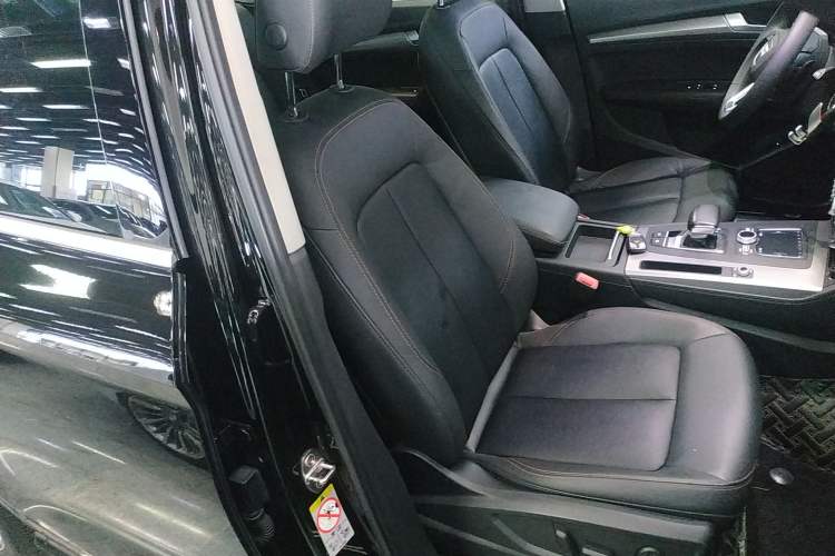 Used Audi Q5L 2018 45 TFSI Prestige Fashion Edition China VI Emission Standard
