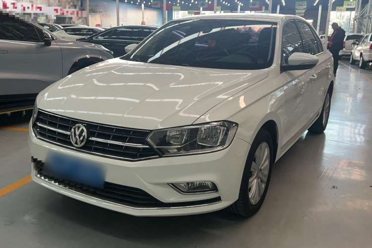 Used Volkswagen Bora 2016 230TSI DSG Comfort Model
