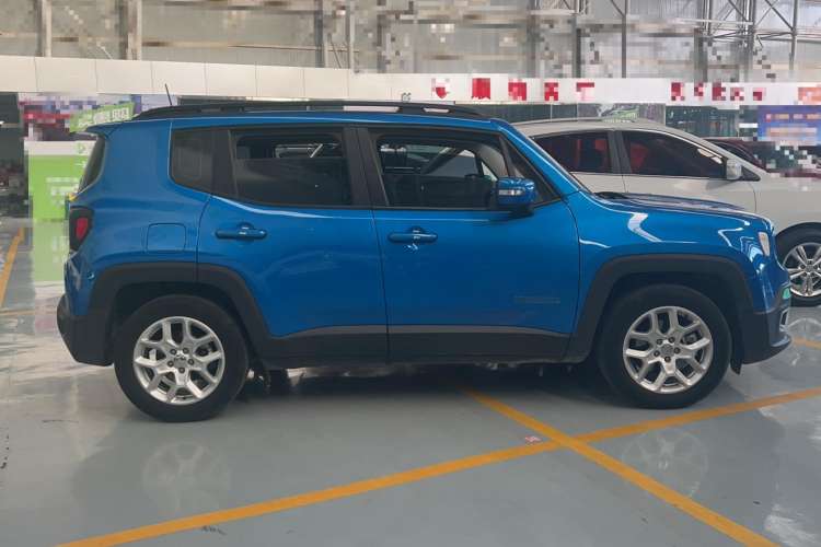 Used  Renegade 2017 180T Automatic High-Energy Version
