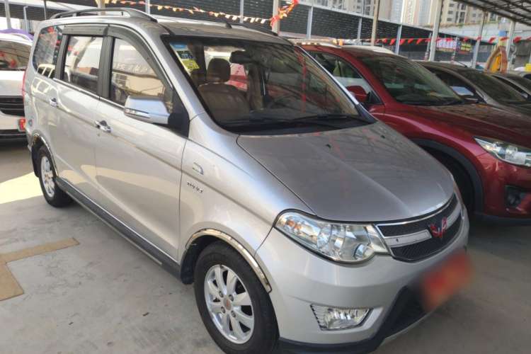 Used Wuling Hongguang 2014 1.5L S Comfort Model
