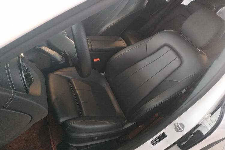 Used Mercedes-Benz GLB 2020 GLB 180 Fashion Model