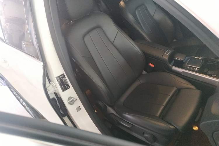 Used Mercedes-Benz GLB 2020 GLB 180 Fashion Model