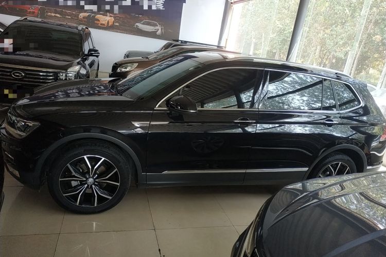 Used Volkswagen Tiguan L 2020 330TSI Automatic Two-Wheel Drive Smart Luxury Edition China VI Standard
