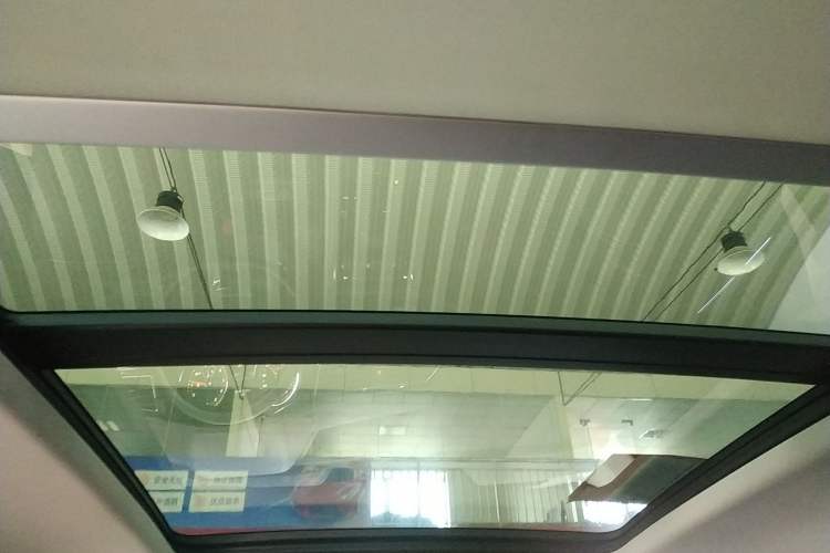 Used Volkswagen Tiguan L 2020 330TSI Automatic Two-Wheel Drive Smart Luxury Edition China VI Standard
