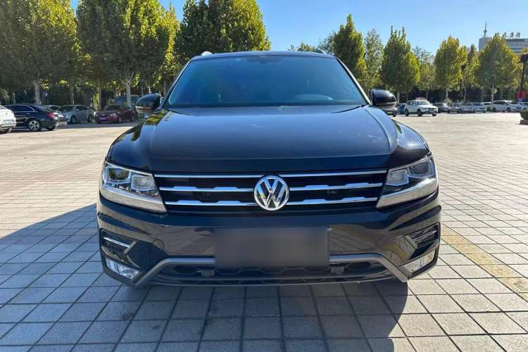 Used Volkswagen Tiguan L 2020 330TSI Automatic Two-Wheel Drive Smart Luxury Edition China VI Standard
