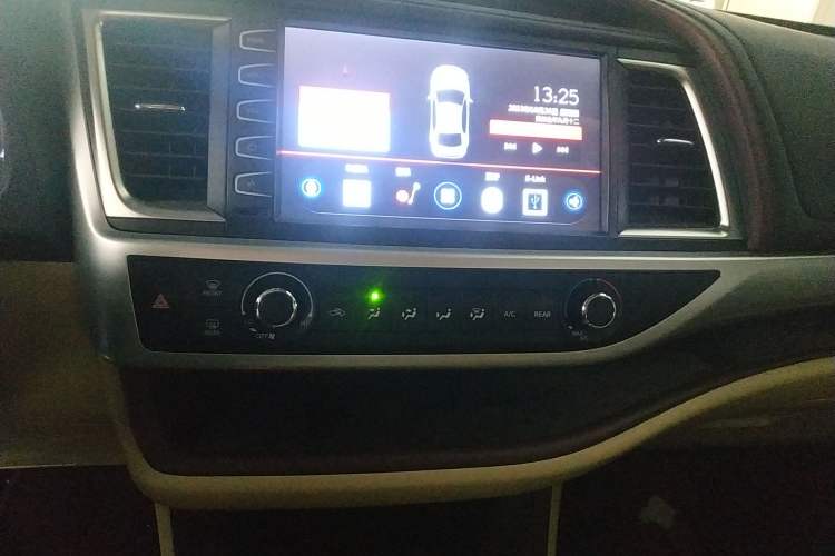 Used Toyota Highlander 2017 2.0T Four-Wheel Drive Elite Edition 7-Seater
