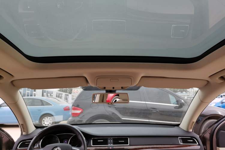 Used Skoda Superb Combi 2014 2.0 TSI Prestige Edition
