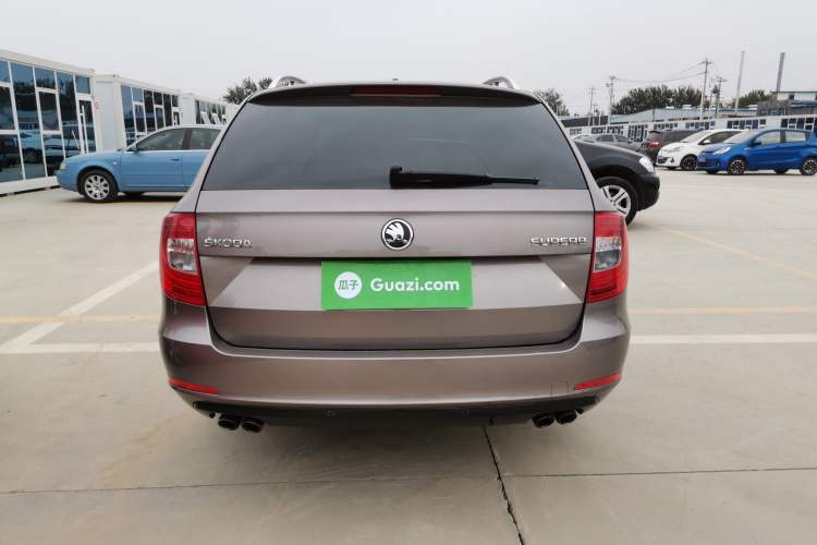 Used Skoda Superb Combi 2014 2.0 TSI Prestige Edition
