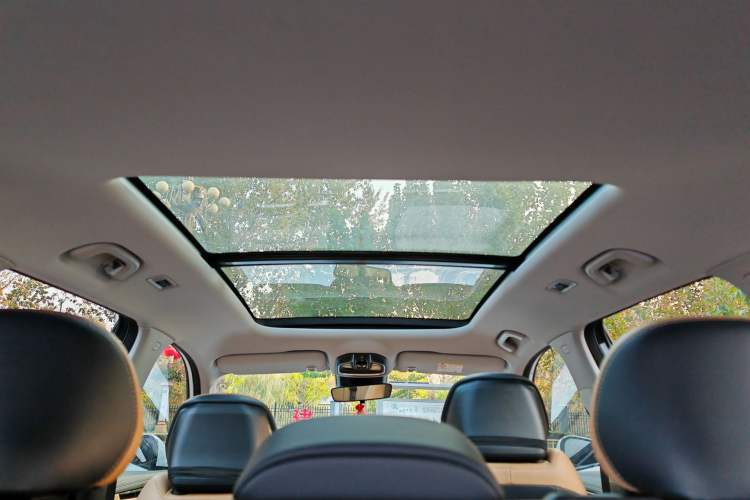 Used Geely Auto FX11 2023 2.0TD DCT Prestige Edition
