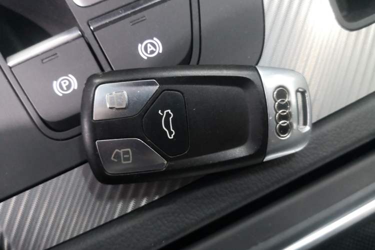 Used Audi Q5L 2018 45 TFSI Prestige Fashion Edition China V Emission Standard
