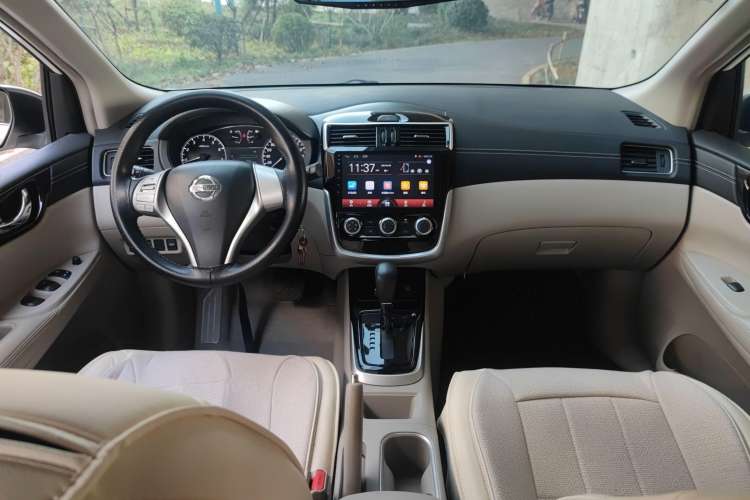 Used Nissan Tiida 2016 1.6L CVT Joyride Edition
