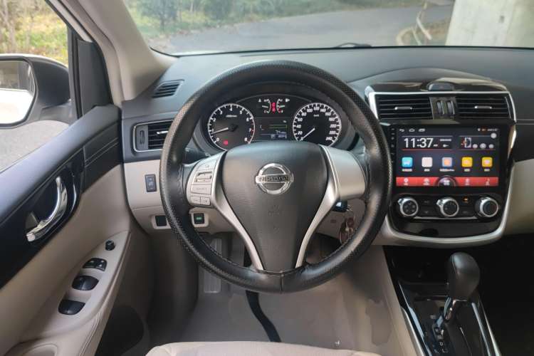 Used Nissan Tiida 2016 1.6L CVT Joyride Edition
