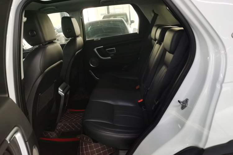 Used Land Rover Discovery Sport 2018 240 PS SE Version
