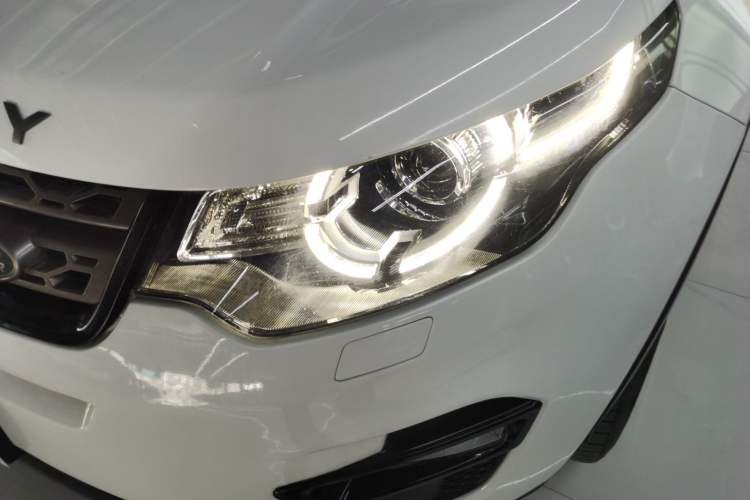 Used Land Rover Discovery Sport 2018 240 PS SE Version
