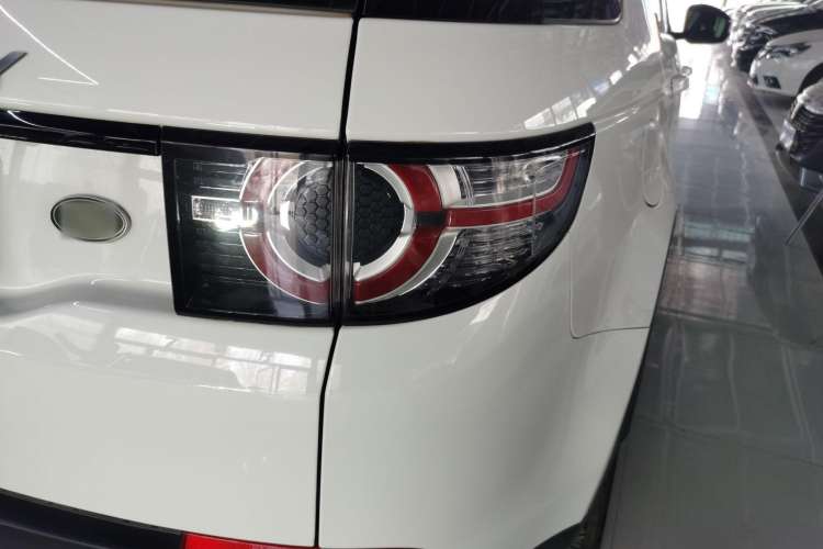 Used Land Rover Discovery Sport 2018 240 PS SE Version
