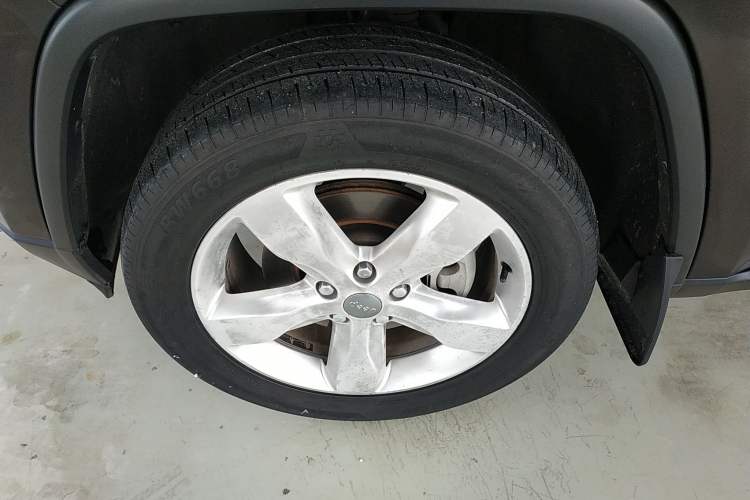 Used  Grand Cherokee 2012 3.6L Flagship Prestige Edition
