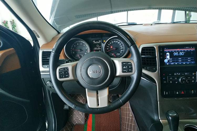 Used  Grand Cherokee 2012 3.6L Flagship Prestige Edition
