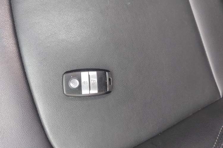 Used Kia Sportage R 2016 2.0L Automatic Two-Wheel Drive GLS Trim
