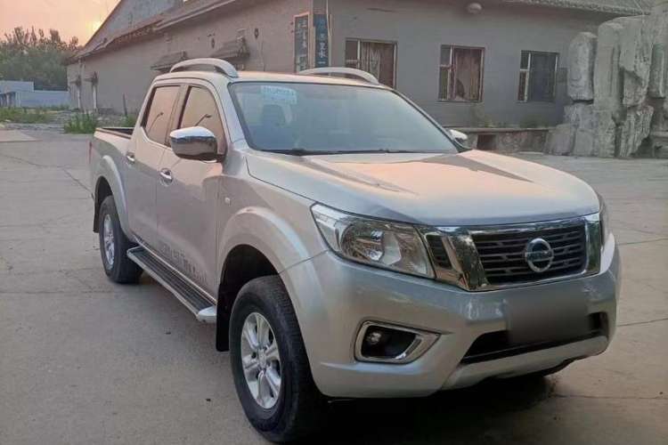 Used Nissan Navara 2017 2.5L Automatic 4x4 Luxury Edition QR25
