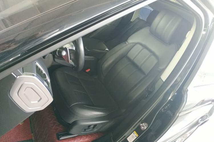 Used Land Rover Range Rover Sport 2019 3.0 L6 HSE DYNAMIC
