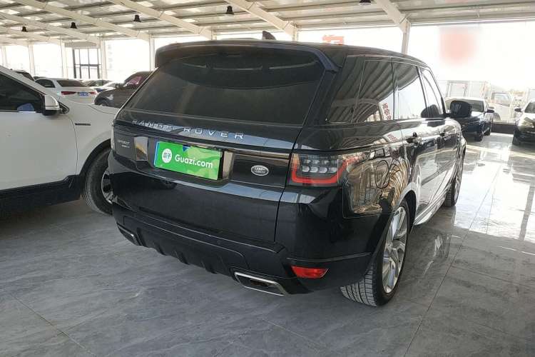 Used Land Rover Range Rover Sport 2019 3.0 L6 HSE DYNAMIC

