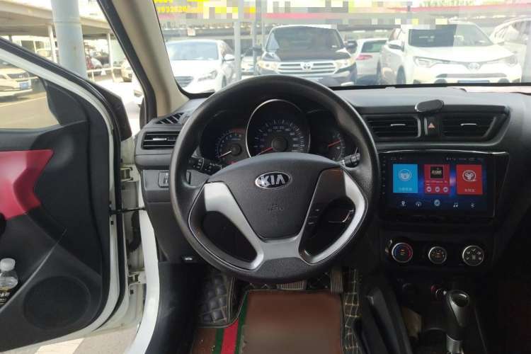 Used Kia K2 2015 Hatchback 1.4L AT GLS Cool Edition
