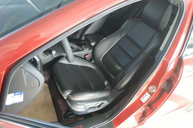 Used Mazda Atenza 2015 2.0L Blue Sky Luxury Edition
