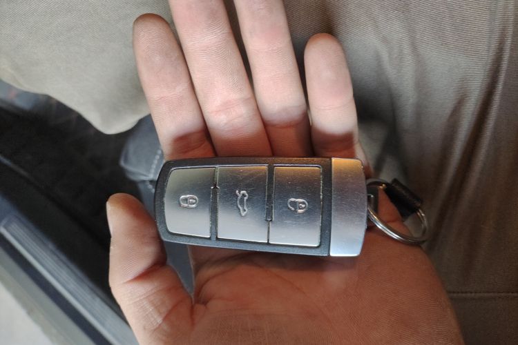 Used Volkswagen FAW-Volkswagen CC 2016 2.0 TSI Luxury Model
