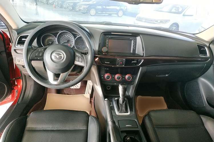 Used Mazda Atenza 2015 2.0L Blue Sky Luxury Edition
