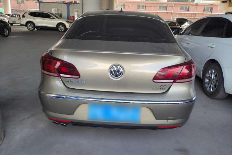 Used Volkswagen FAW-Volkswagen CC 2016 2.0 TSI Luxury Model
