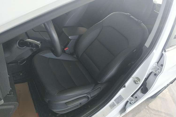 Used Hyundai Elantra (6th Generation / Lingdong) 2020 1.5L CVT Smart & Stylish – Elite Version
