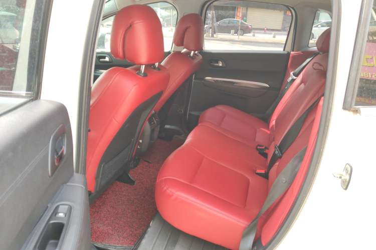 Used Peugeot 3008 2013 2.0L Automatic Classic Edition
