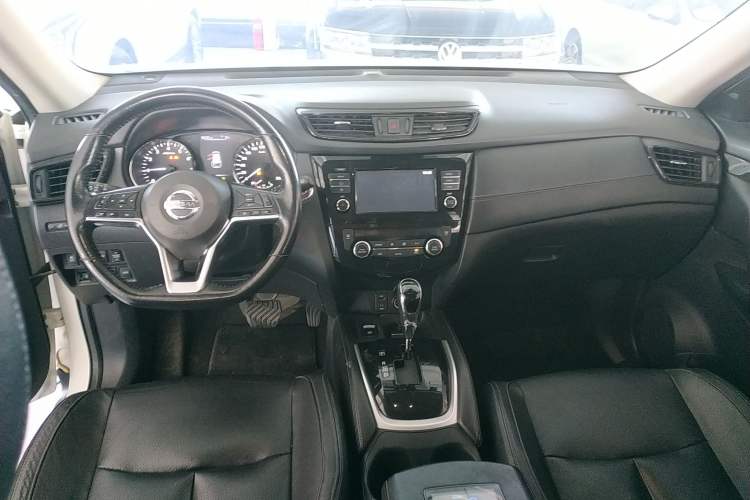 Used Nissan X-Trail 2017 2.5L CVT Luxury Edition 4WD
