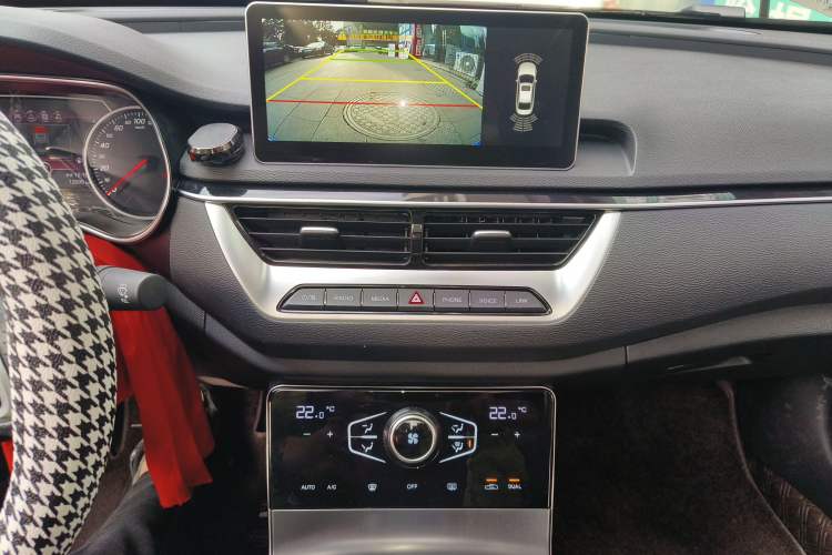 Used Hongqi H5 2022 Classic Model 1.5T DCT Flagship Edition
