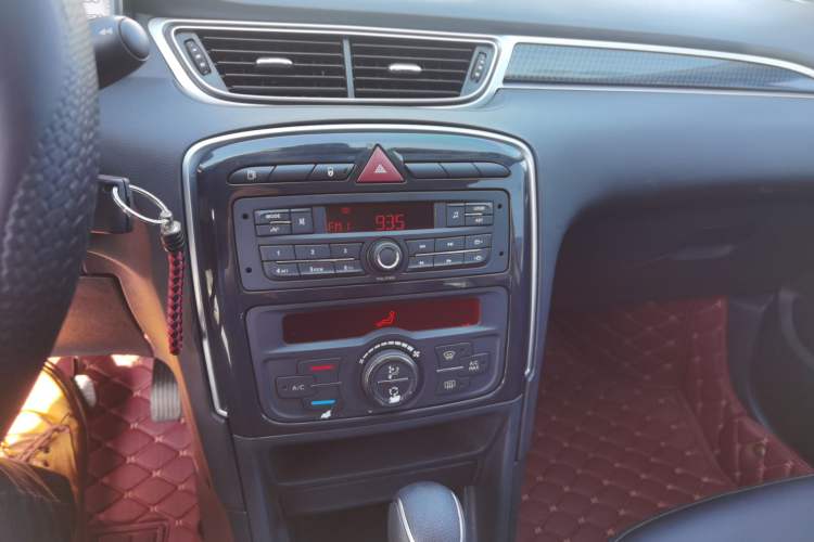 Used Peugeot 308 2014 Enjoyment Edition Classic 1.6L Automatic Fashion Model