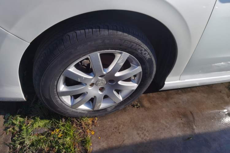 Used Peugeot 308 2014 Enjoyment Edition Classic 1.6L Automatic Fashion Model