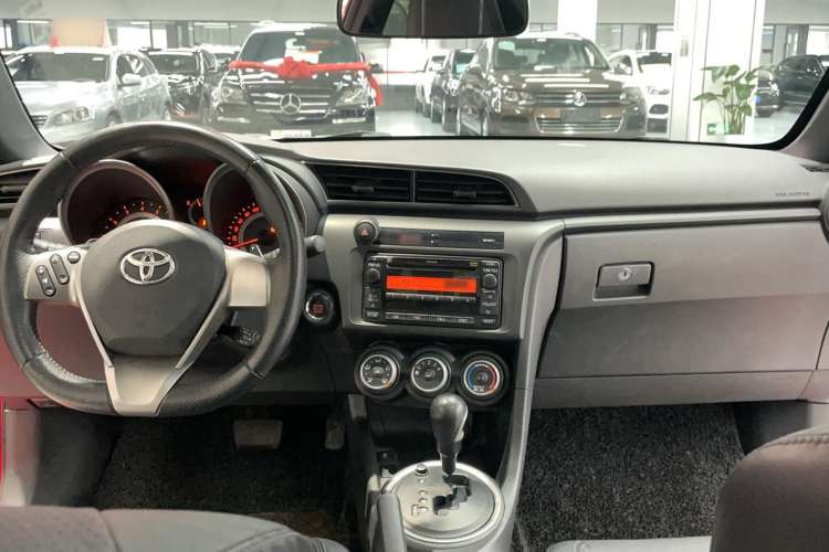 Used Toyota Zelas 2011 2.5L Luxury Edition
